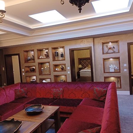 Hotel Dvorana การ์โลวีวารี ภายนอก รูปภาพ