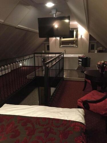 Hotel Dvorana การ์โลวีวารี ภายนอก รูปภาพ